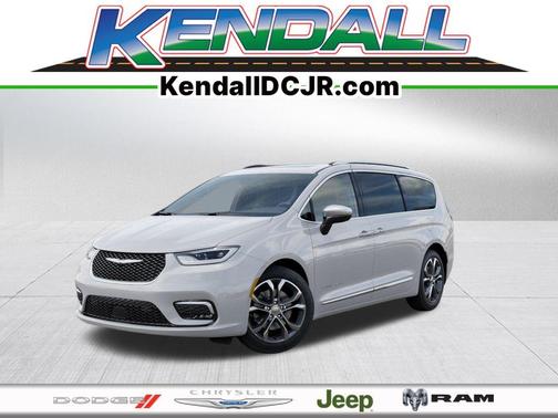 Bright White Clearcoat 2026 Chrysler Pacifica Pinnacle