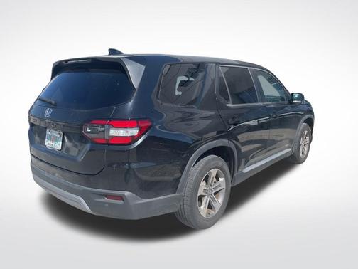 2023 Honda Pilot EX-L 7-Passenger