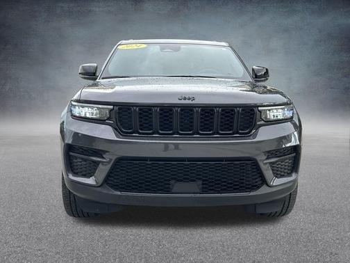 2024 Jeep Grand Cherokee Laredo
