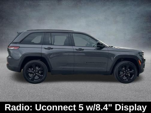 2024 Jeep Grand Cherokee Laredo