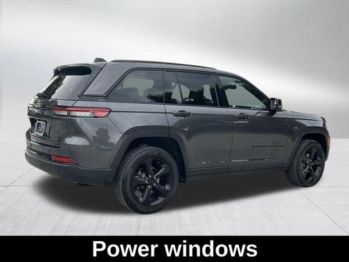 2024 Jeep Grand Cherokee Laredo