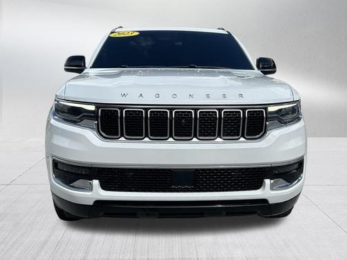 2023 Jeep Wagoneer Base