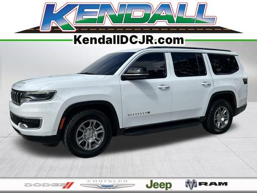 2023 Jeep Wagoneer Base