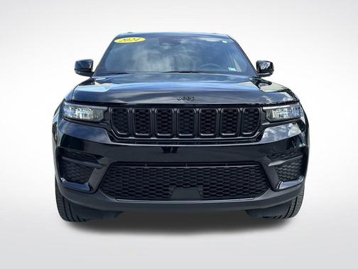2024 Jeep Grand Cherokee Laredo