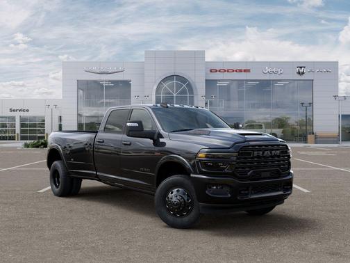 Diamond Black 2026 RAM 3500 Limited