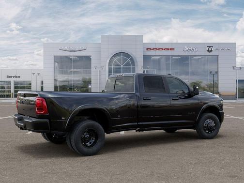 Diamond Black 2026 RAM 3500 Limited