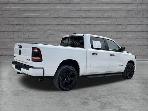 Bright White Clearcoat 2023 RAM 1500 Big Horn/Lone Star