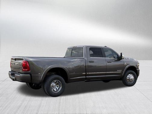 2026 RAM 3500 Limited