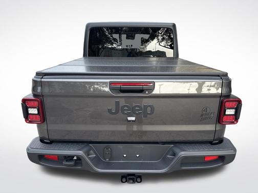 2025 Jeep Gladiator Willys