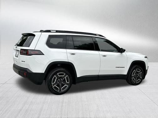 2026 Jeep Cherokee LAREDO/LIMITED
