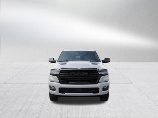 Bright White Clearcoat 2026 RAM 1500 Laramie