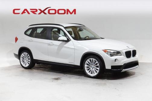 Photo 4 of 43 of 2014 BMW X1 sDrive28i