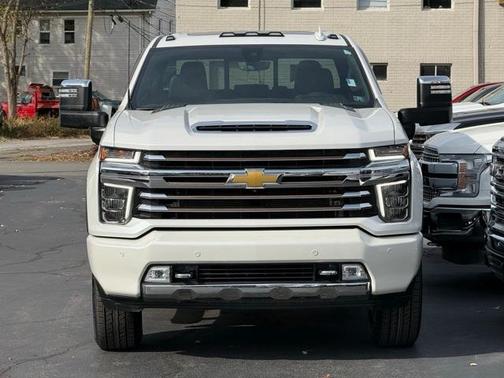 2022 Chevrolet Silverado 2500 High Country