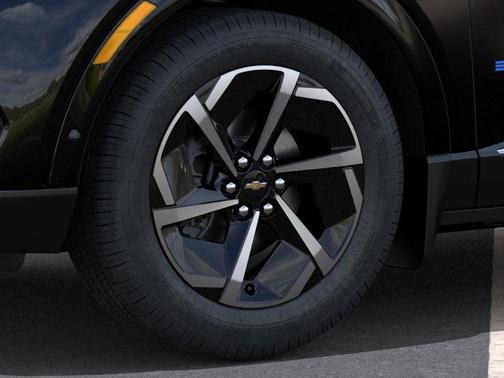 2025 Chevrolet Equinox EV LT 2