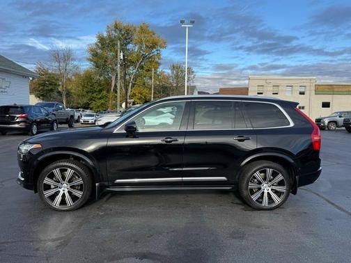 2021 Volvo XC90 T6 Inscription 7 Passenger