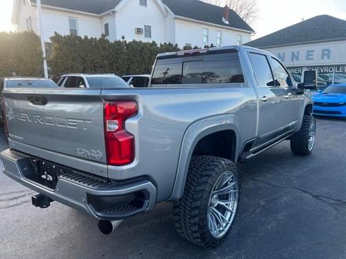 2024 Chevrolet Silverado 3500 High Country