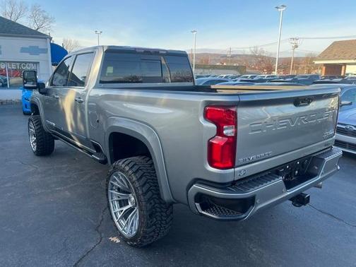 2024 Chevrolet Silverado 3500 High Country