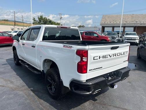 2023 Chevrolet Silverado 1500 Custom Trail Boss