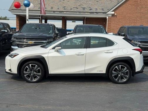 2021 Lexus UX 250h Base