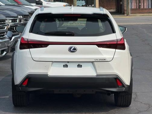 2021 Lexus UX 250h Base