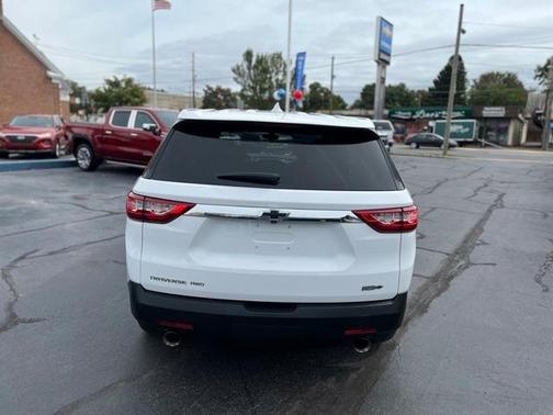 2021 Chevrolet Traverse LS