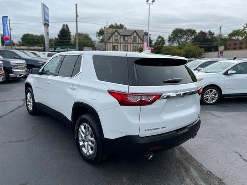 2021 Chevrolet Traverse LS