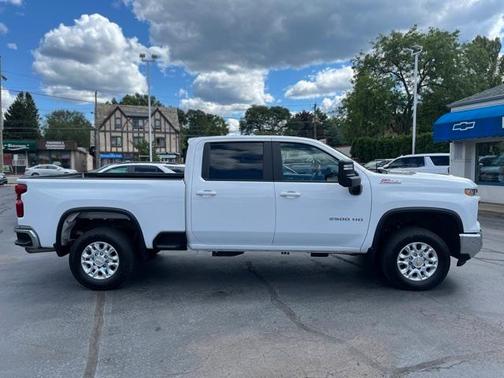 2024 Chevrolet Silverado 2500 LT