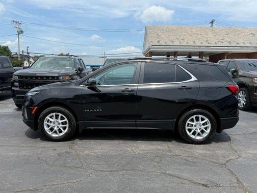 Mosaic Black Metallic 2023 Chevrolet Equinox 1LT