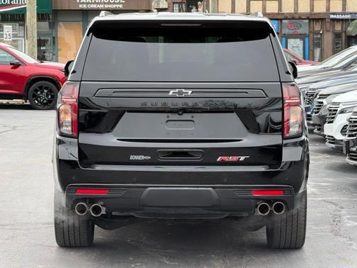 2024 Chevrolet Suburban RST