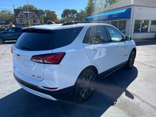 2022 Chevrolet Equinox RS