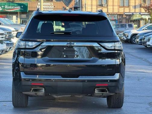 2021 Chevrolet Traverse Premier