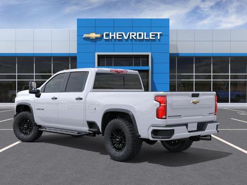 Summit White 2026 Chevrolet Silverado 2500 ZR2