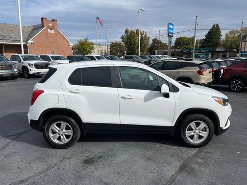 2022 Chevrolet Trax LS