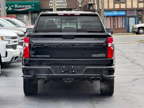 2022 Chevrolet Silverado 1500 High Country