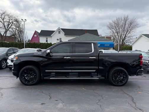 2022 Chevrolet Silverado 1500 High Country