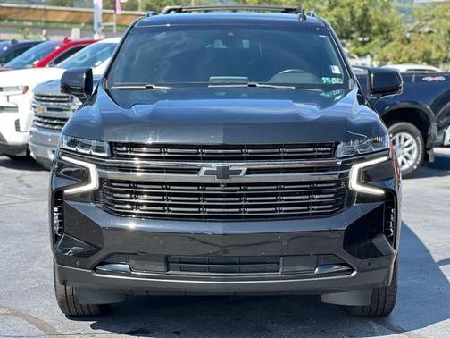 2022 Chevrolet Suburban RST