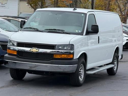 2024 Chevrolet Express 2500 Work Van