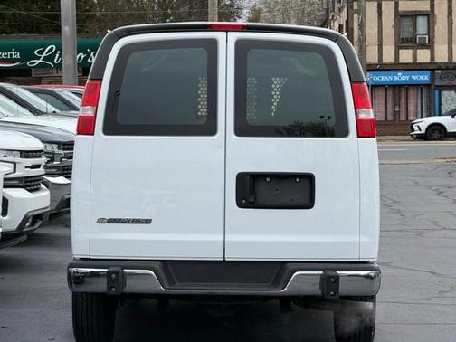 2024 Chevrolet Express 2500 Work Van