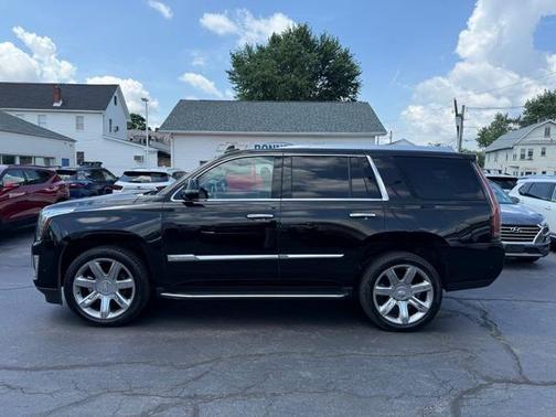 2018 Cadillac Escalade Premium Luxury