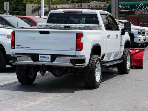 Summit White 2024 Chevrolet Silverado 2500 LTZ