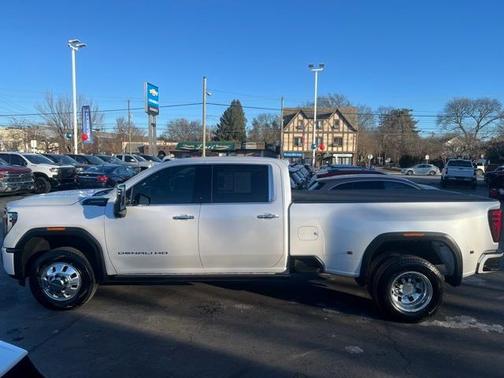 2024 GMC Sierra 3500 Denali Ultimate