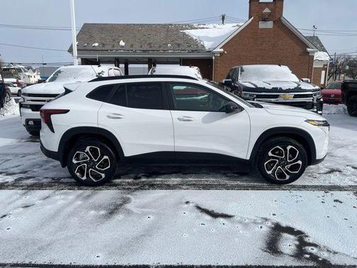 2025 Chevrolet Trax 2RS