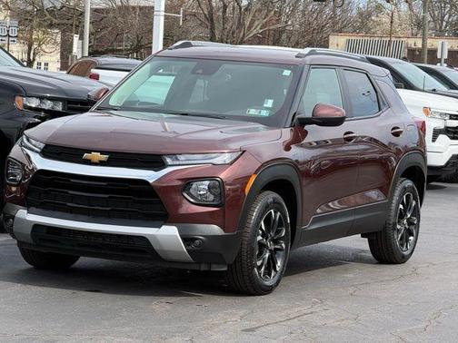Mahogany Red Metallic 2023 Chevrolet Trailblazer LT