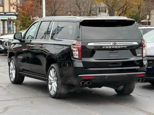2024 Chevrolet Suburban High Country