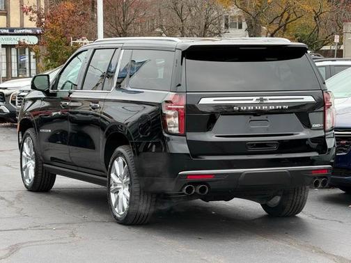 2024 Chevrolet Suburban High Country