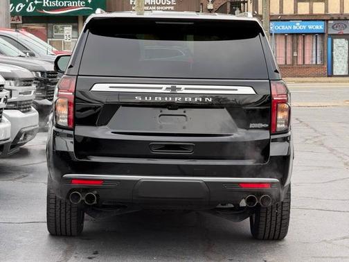 2024 Chevrolet Suburban High Country