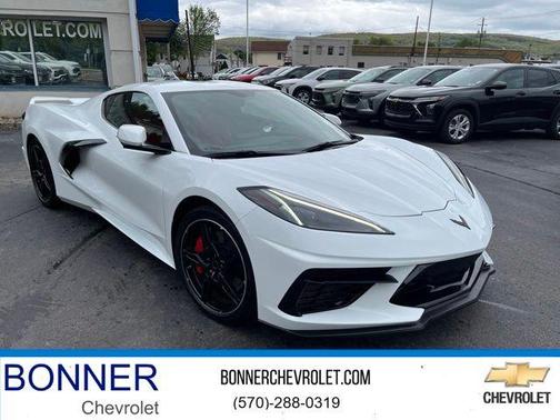 Arctic White 2023 Chevrolet Corvette Stingray w/2LT