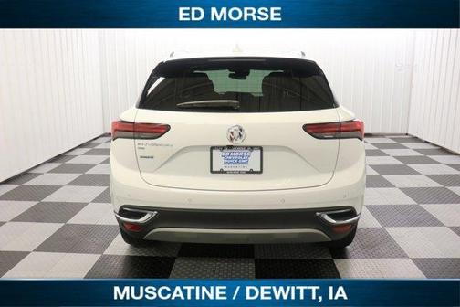 Photo 5 of 30 of 2022 Buick Envision Essence