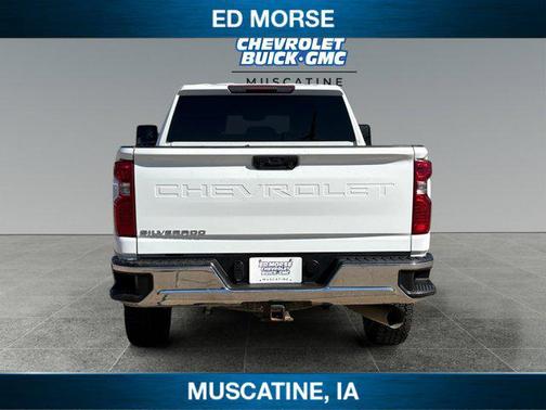 Summit White 2022 Chevrolet Silverado 2500 WT