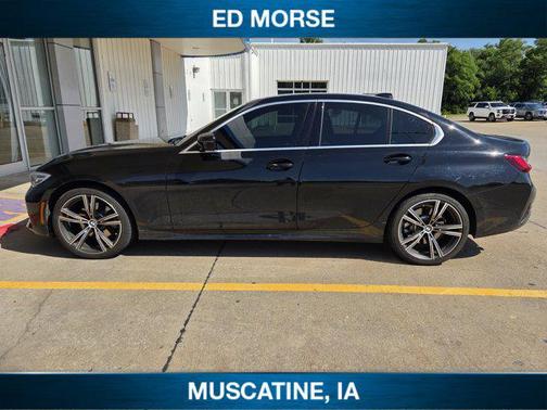 2022 BMW 330 xDrive